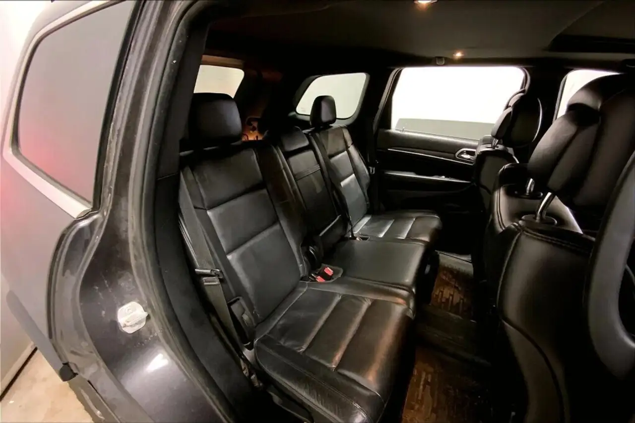 Jeep Grand Cherokee снимка Jeep Grand Cherokee