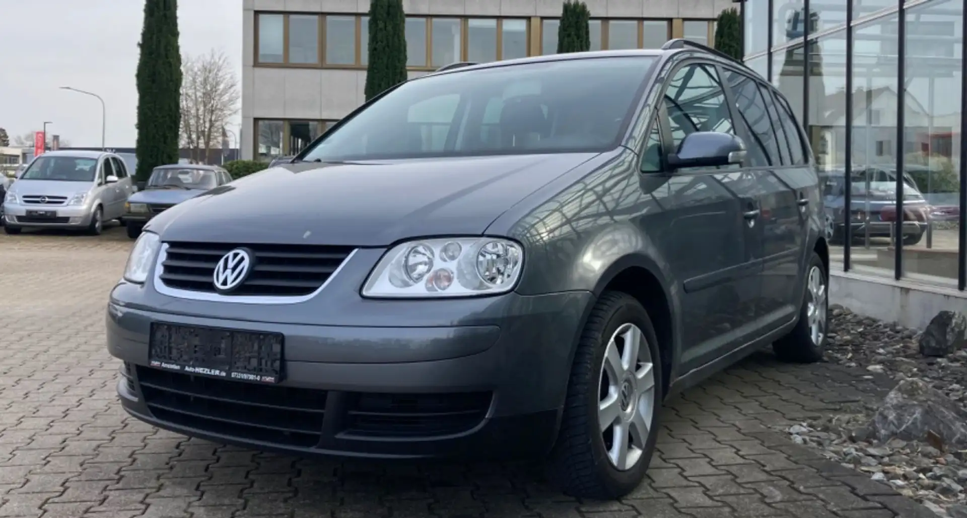 Volkswagen Touran Goal 2.0 TDI DSG 7-Sitzer 8x Alu Navi TÜV Gris - 1