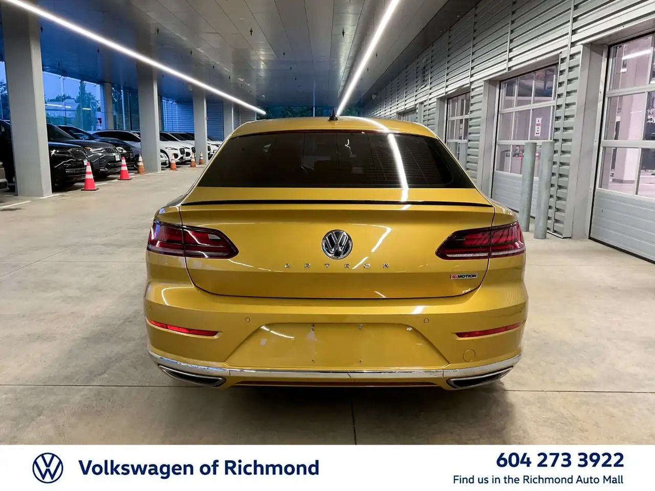 Volkswagen Arteon снимка Volkswagen Arteon