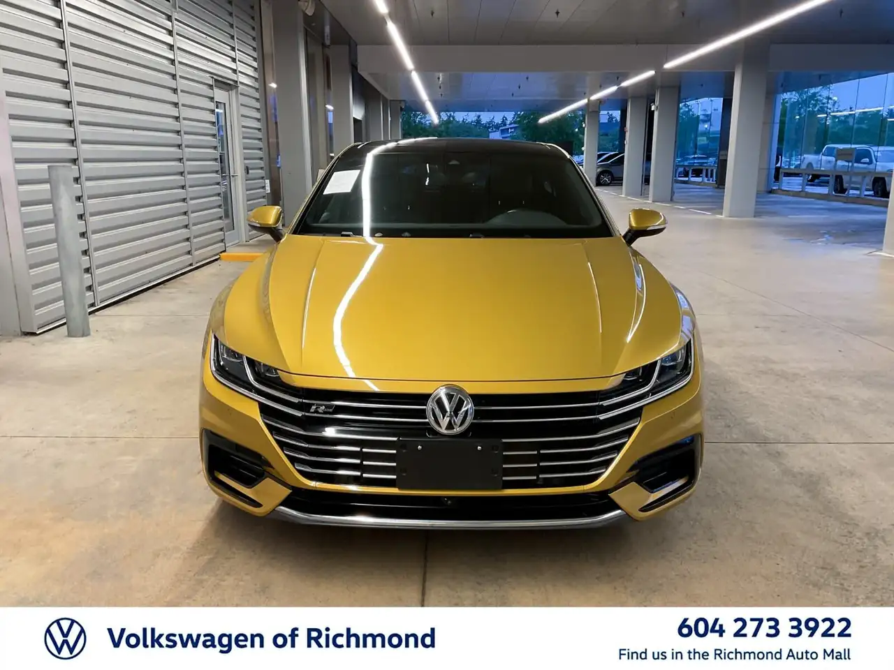 Volkswagen Arteon снимка Volkswagen Arteon