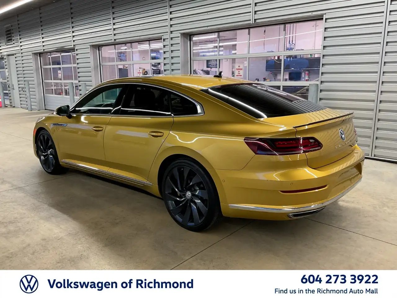 Volkswagen Arteon снимка Volkswagen Arteon