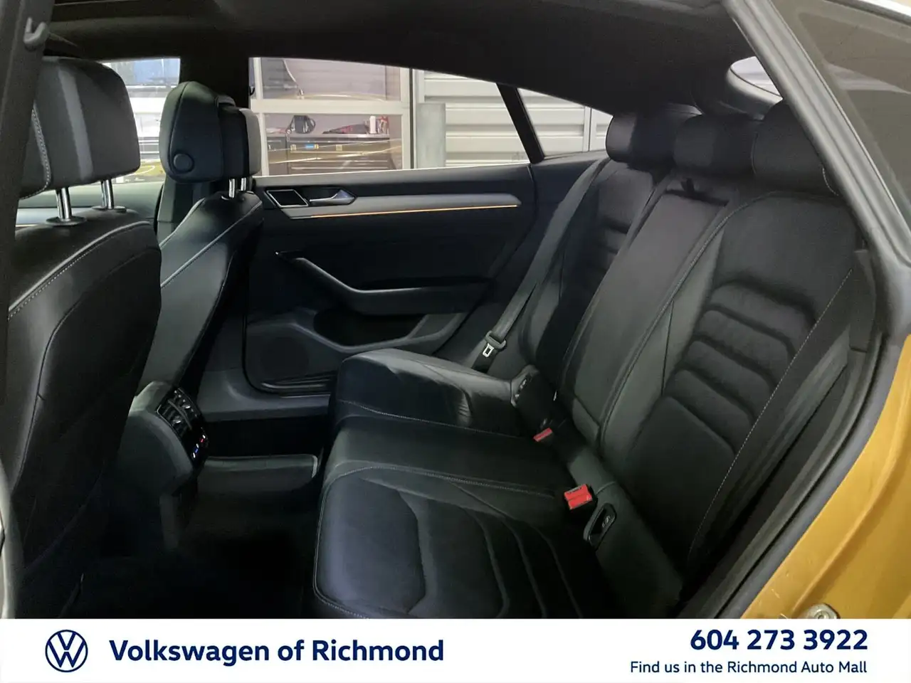 Volkswagen Arteon снимка Volkswagen Arteon
