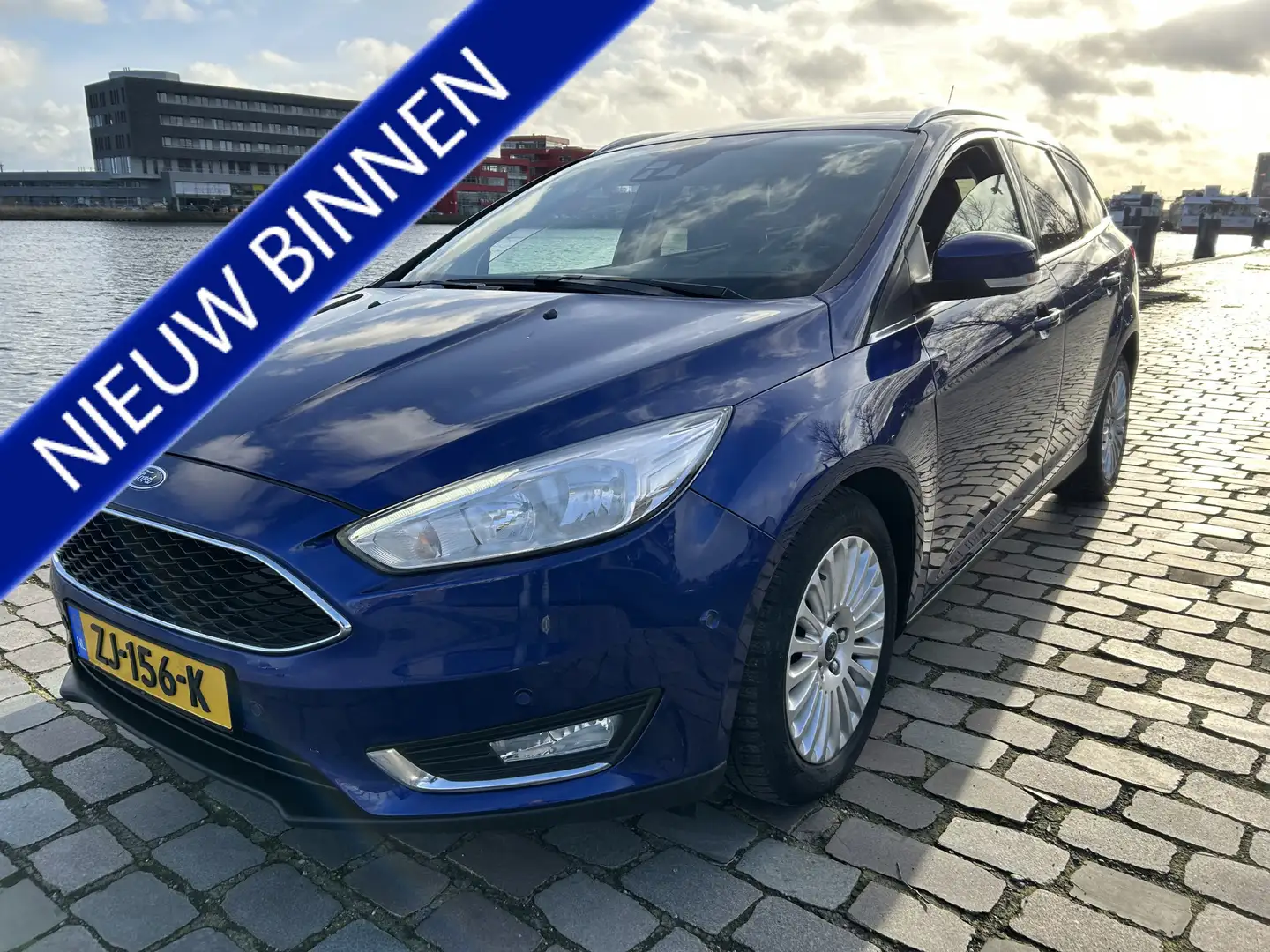 Ford Focus Wagon 1.0 Titanium navi/camera airco/ecc apk Blue - 1