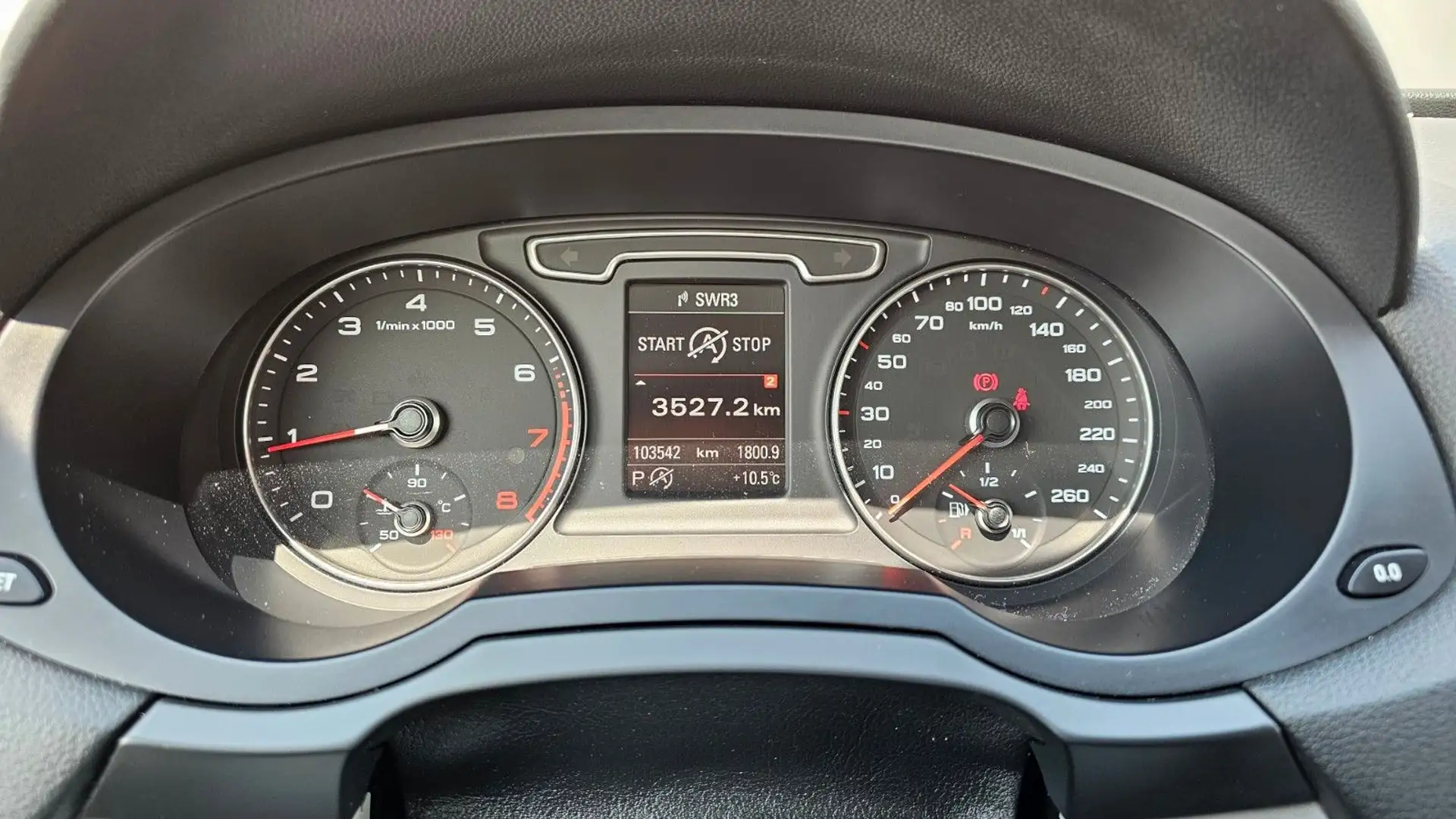 Audi Q3 2.0 TFSI quattro S-Line+ Xenon PDC Navi Klima Blauw - 2