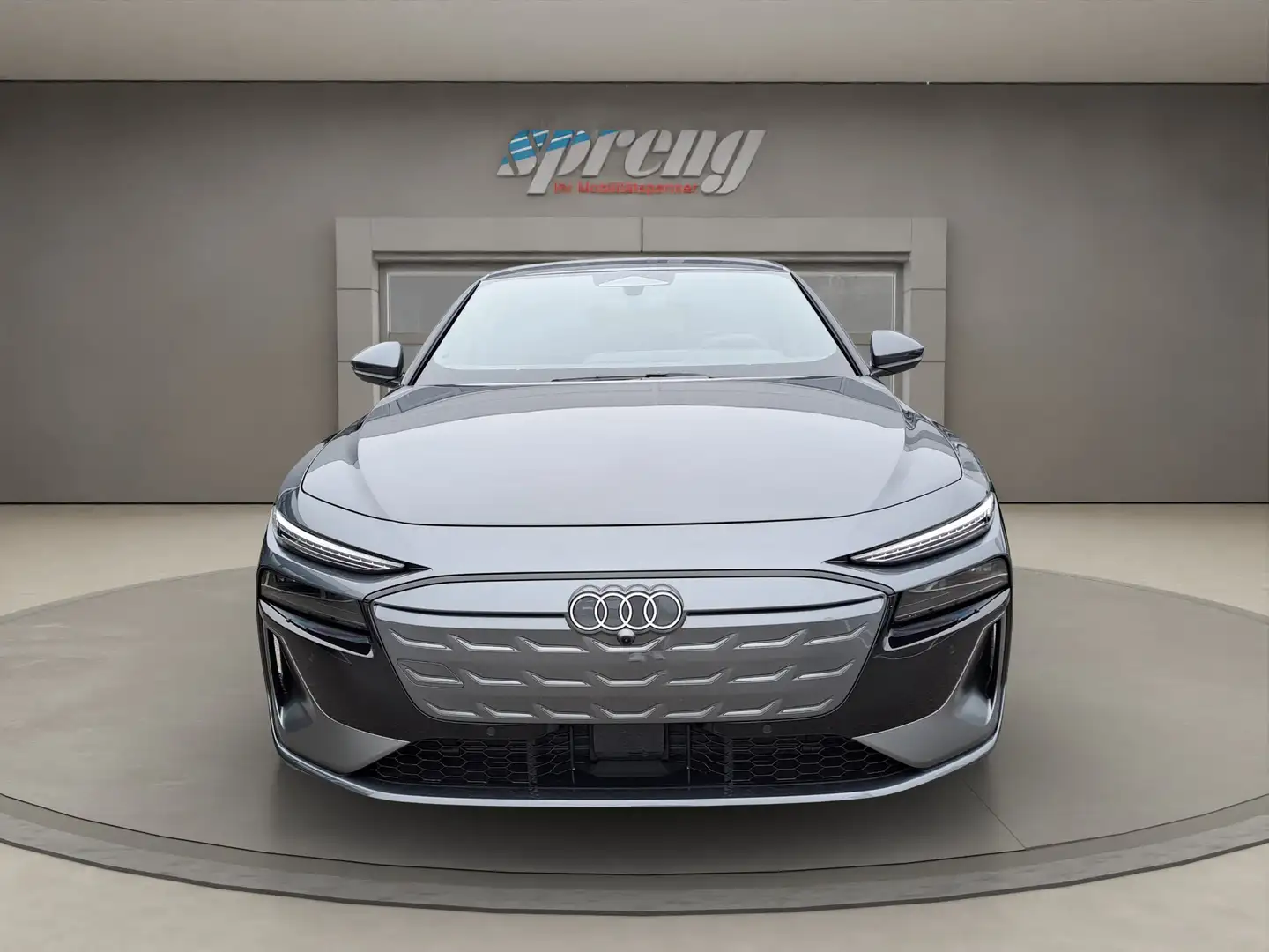 Audi A6 e-tron AVANT quattro -MINUS 28%    nur € 74.999,-* Gris - 2