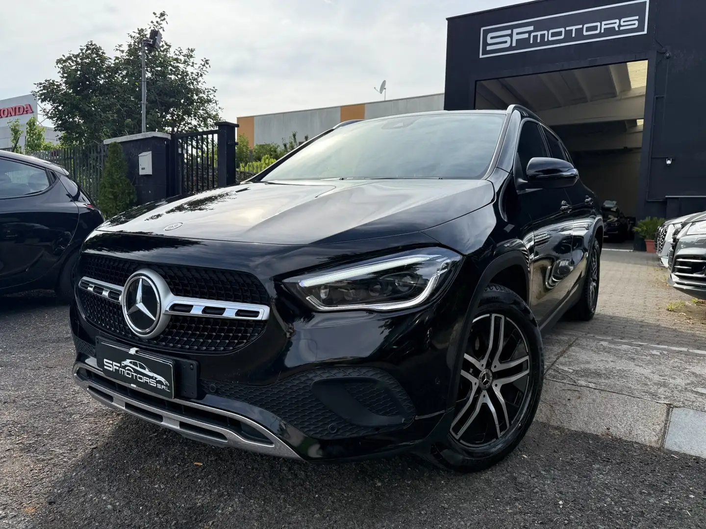 Mercedes-Benz GLA 200 GLA 200 d Automatic 4Matic Premium Nero - 2