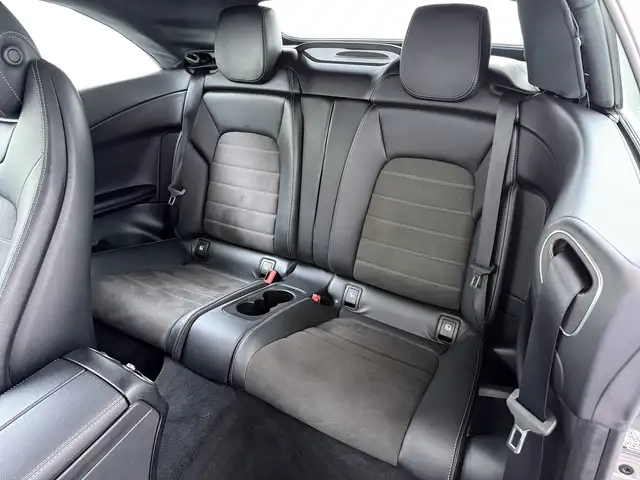 Mercedes-Benz C-Class view 11