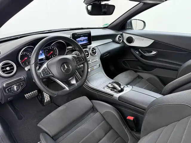 Mercedes-Benz C-Class view 8