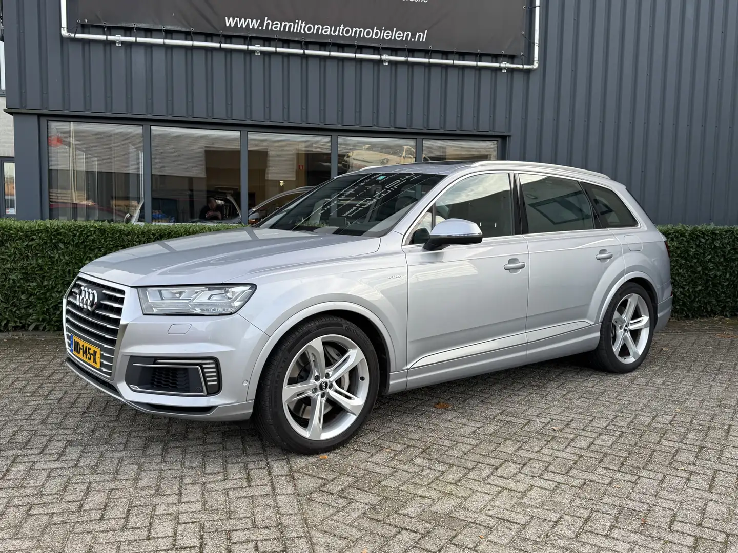 Audi Q7 e-tron 3.0 V6 TDI Quattro S-Line Origineel NL Vol Opties Gris - 2