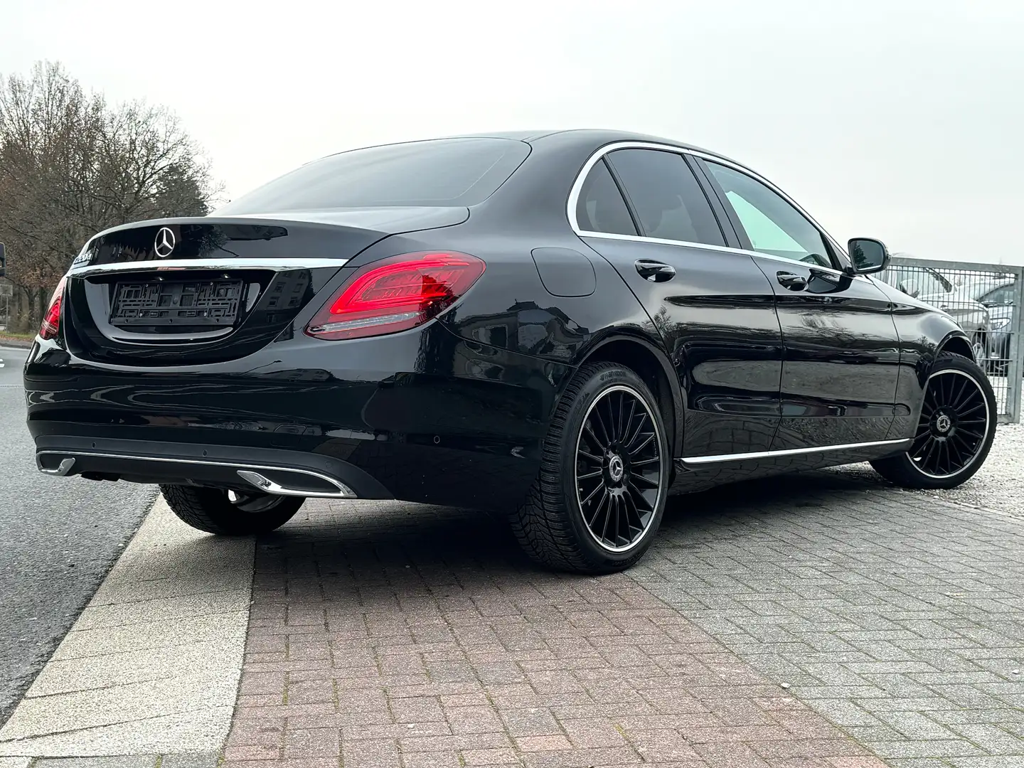 Mercedes-Benz C 220 C 220 d Schiebedach Leder Multibeam LED TopZustand Black - 2