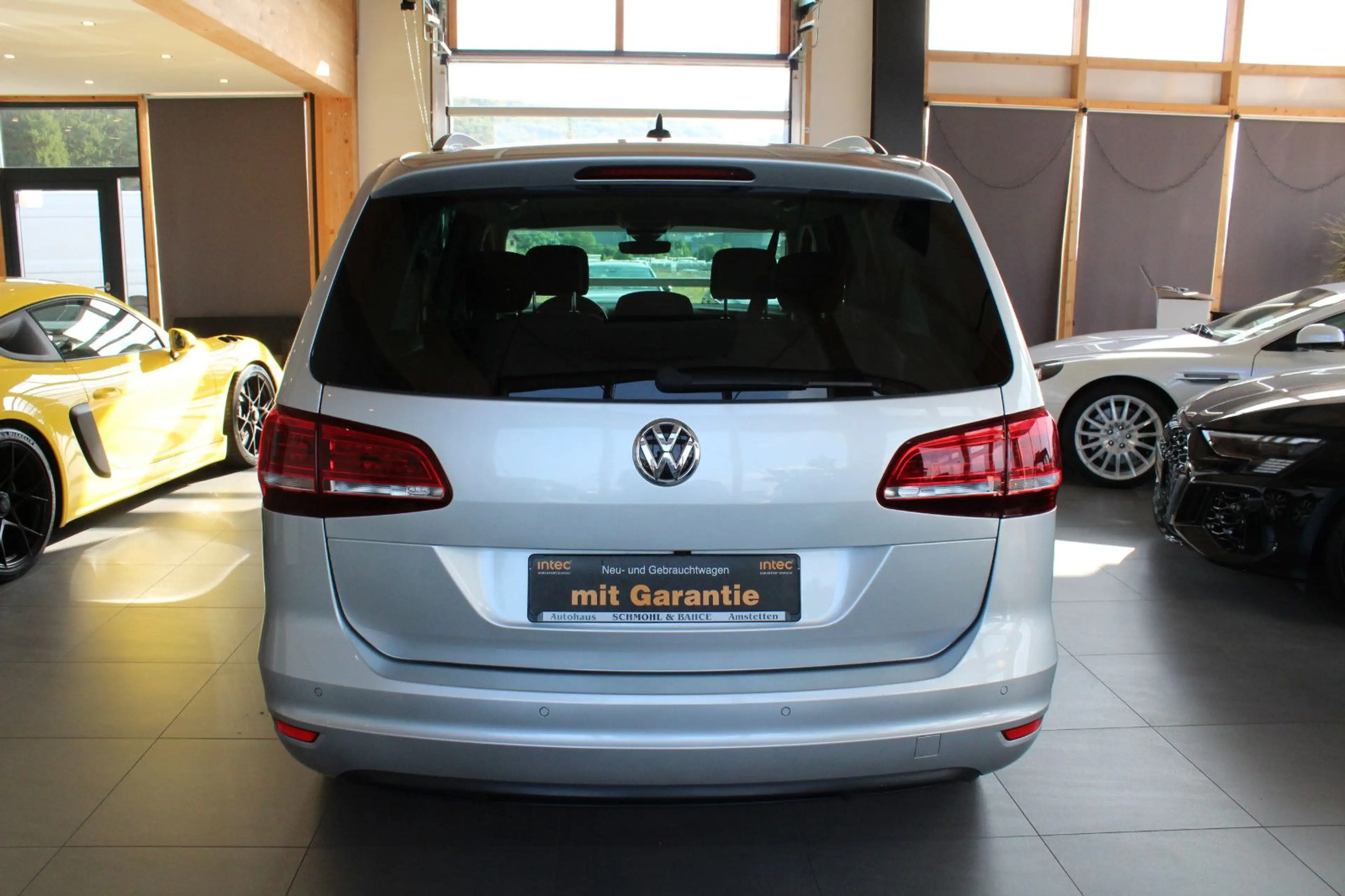Volkswagen Sharan 2.0 TDI DSG Comfortline BMT 4Motion — photo 5