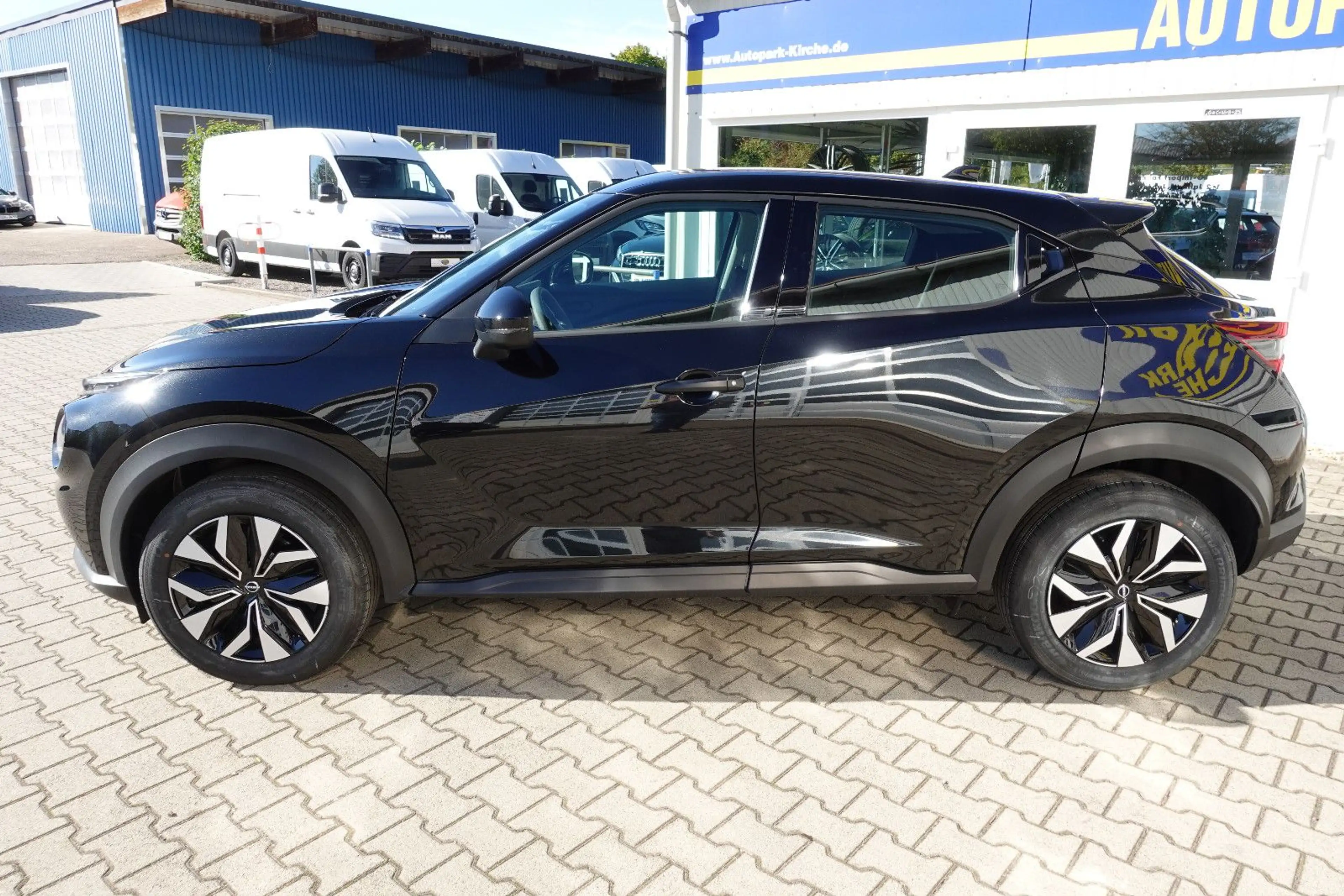 Nissan Juke 1.0 DIG-T ACENTA DCT CAR PLAY KAMERA SHZ KL — photo 4