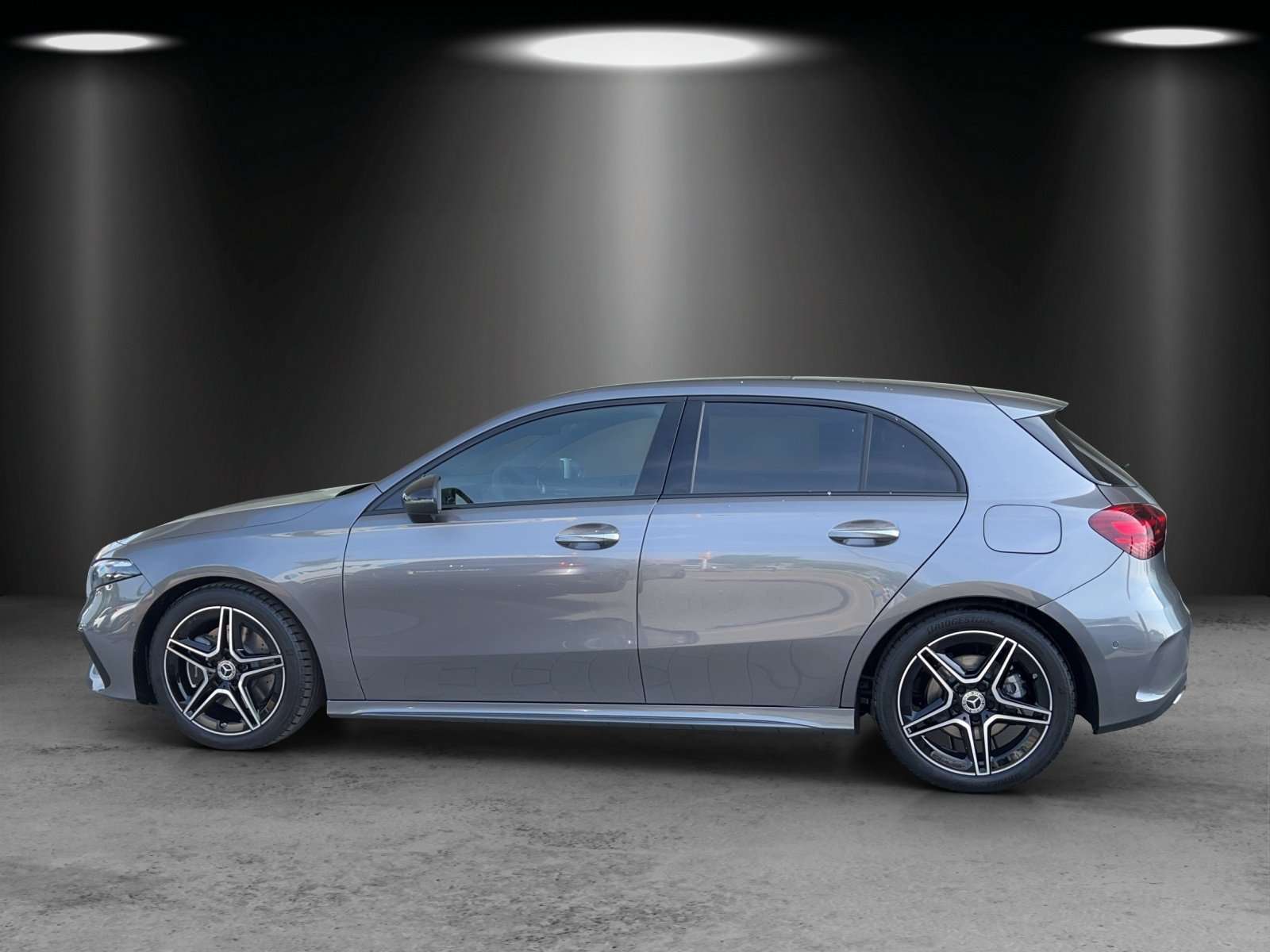 Mercedes-Benz A 220