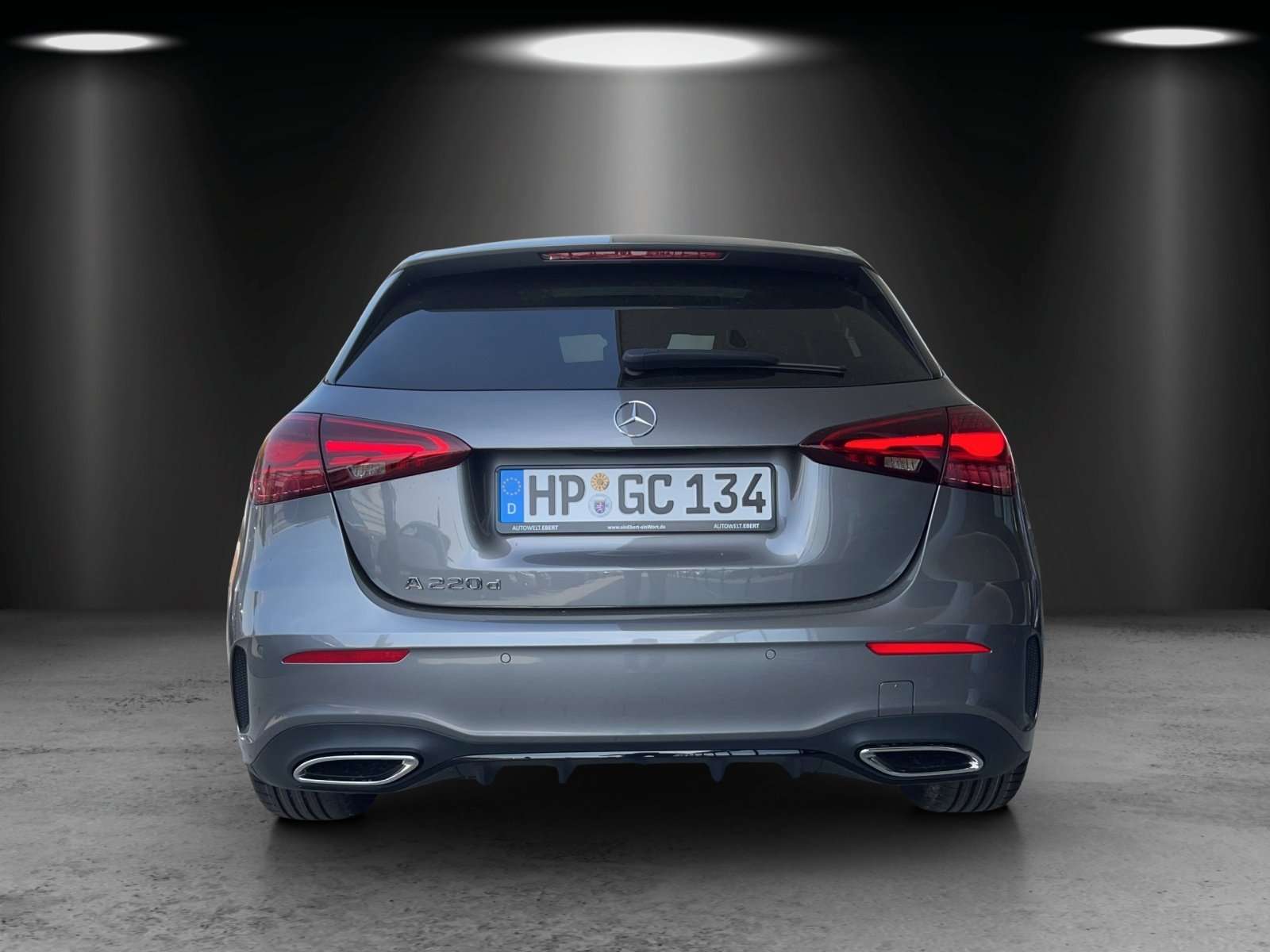 Mercedes-Benz A 220