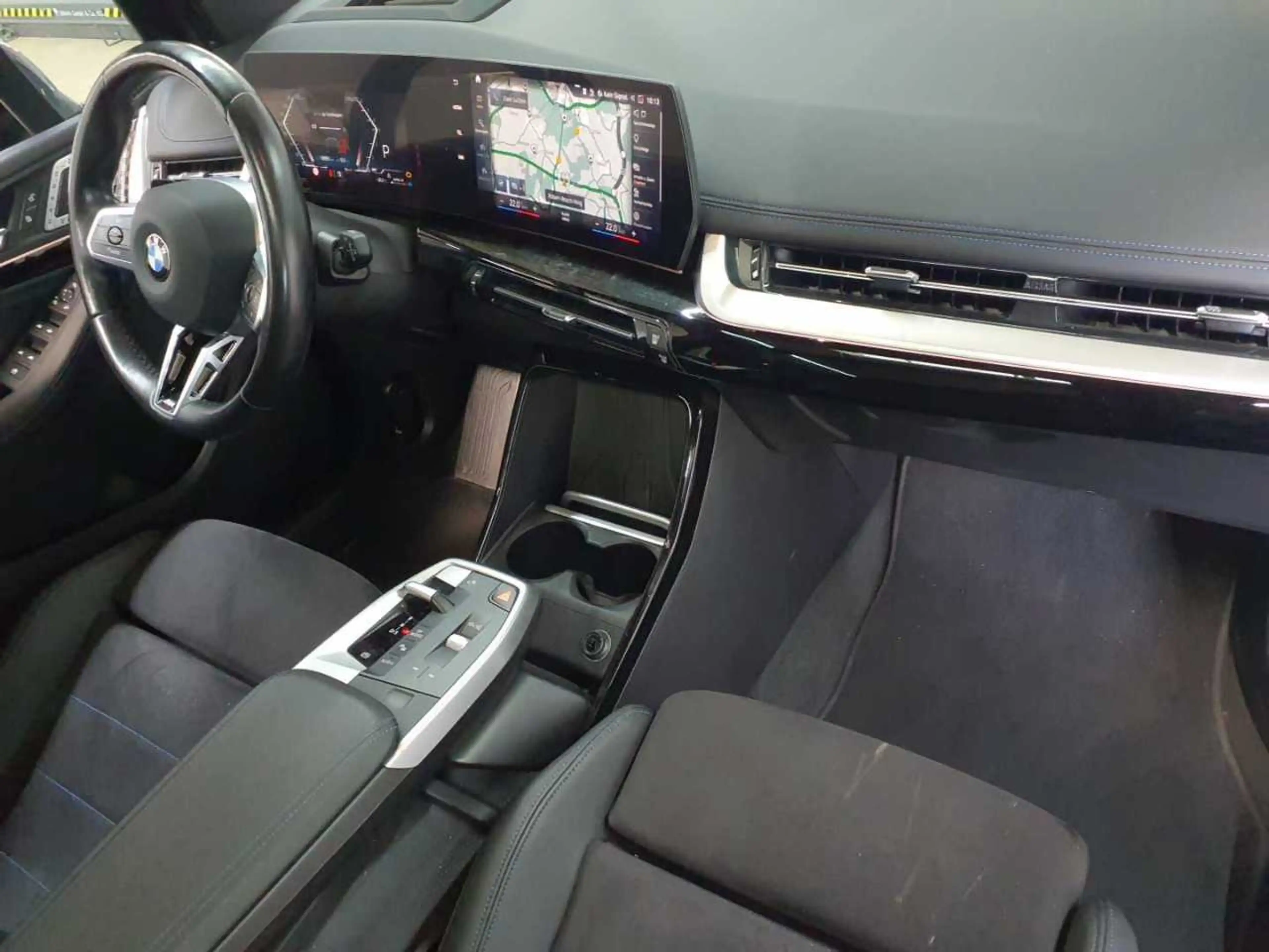 BMW 223 223d xDrive Active Tourer HuD AHK Pano Navi — photo 13