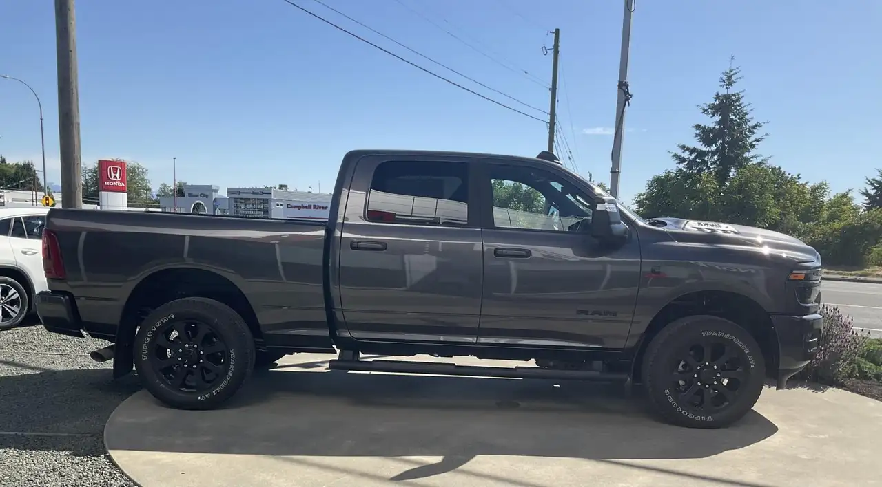 RAM 3500 photo RAM 3500