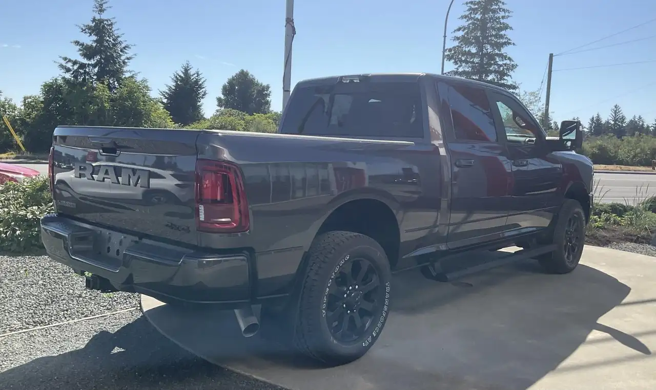 RAM 3500 photo RAM 3500