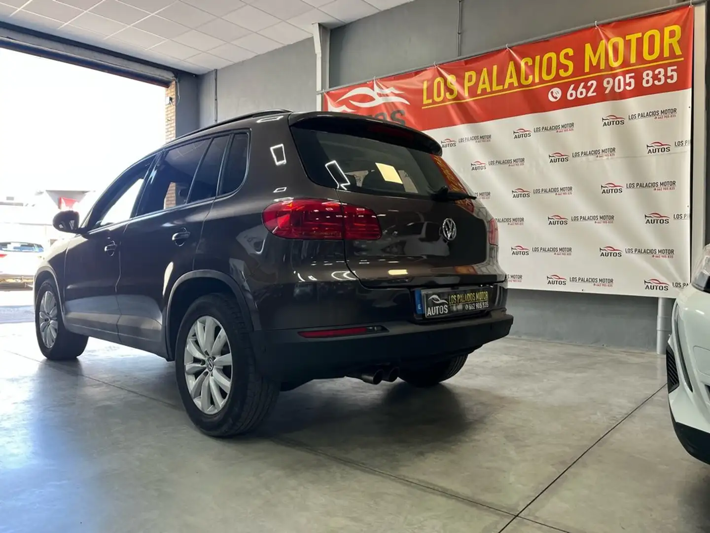 Volkswagen Tiguan 2.0TDI BMT T1 4x2 140 Marrón - 1