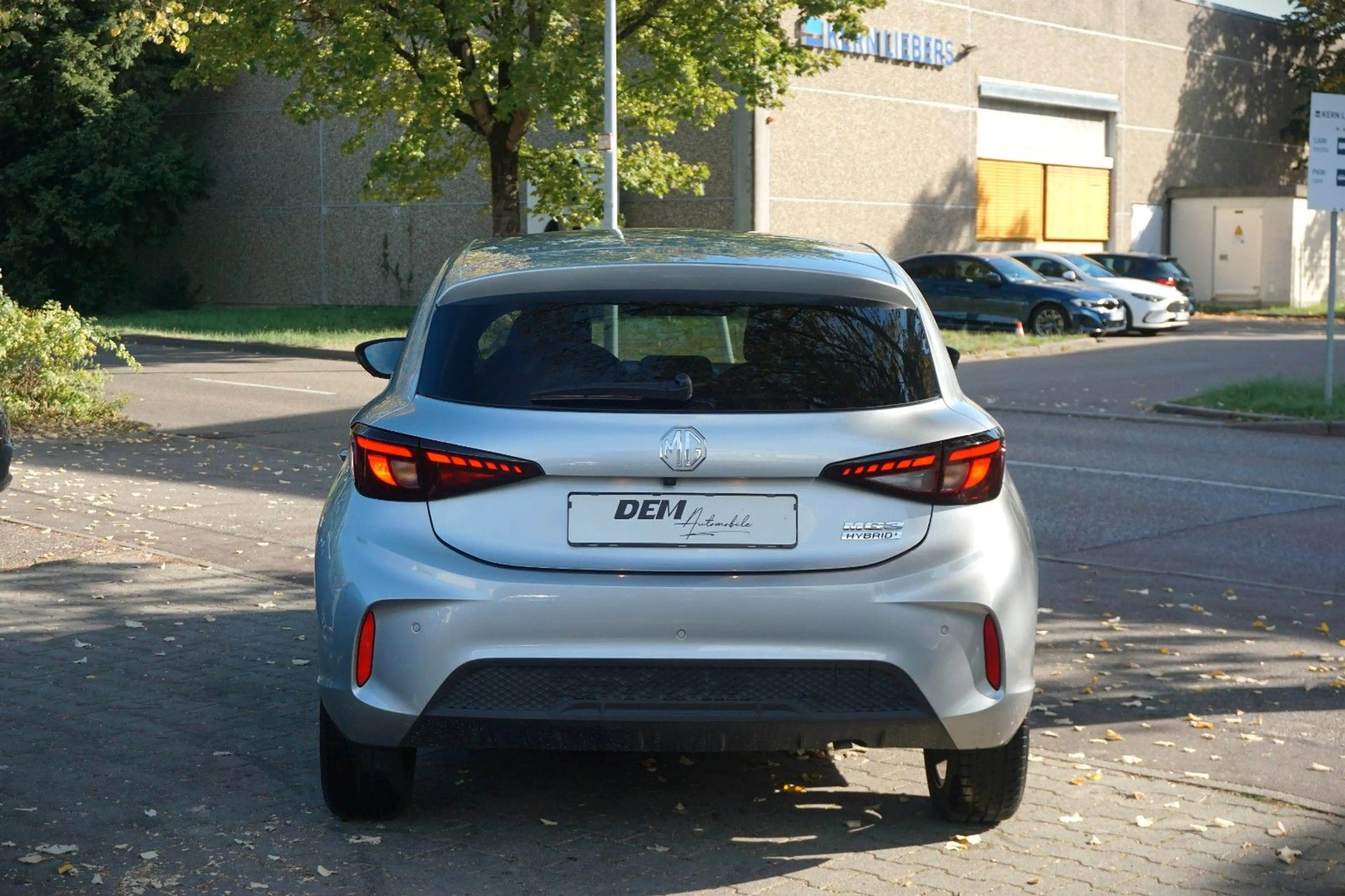 MG MG3 1.5 Hybrid+ 143 kW Luxury / 360° / LED / — photo 6