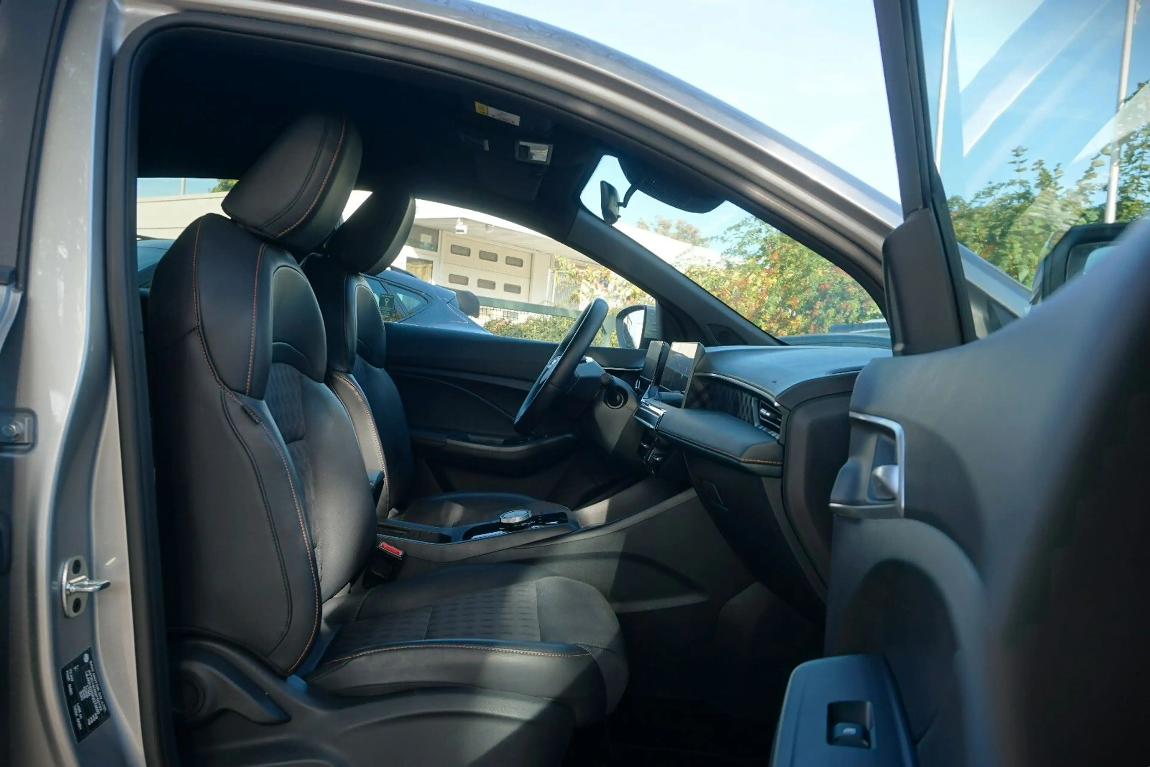 MG MG3 1.5 Hybrid+ 143 kW Luxury / 360° / LED / — photo 12