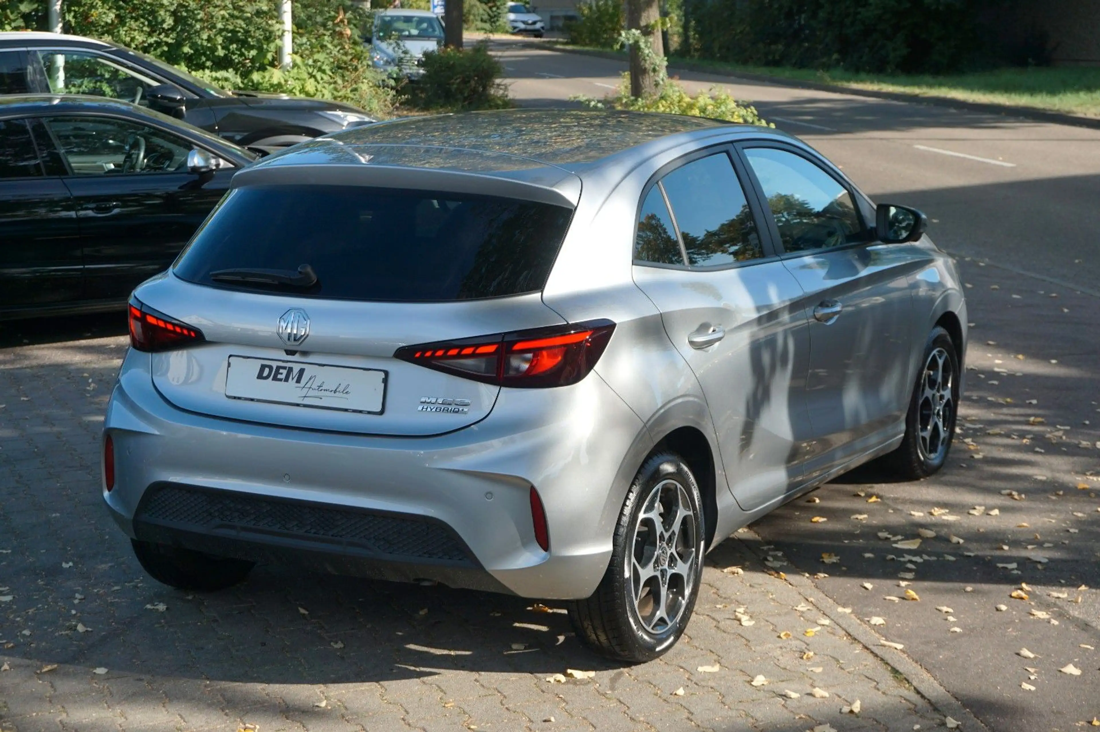 MG MG3 1.5 Hybrid+ 143 kW Luxury / 360° / LED / — photo 4