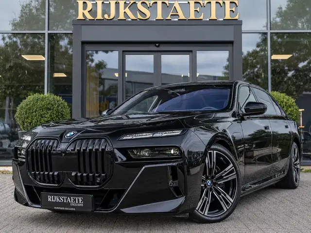 BMW 750 7-serie 750e XDrive|PANO|SKYLOUNGE|B&W|EL.DEUR|INC