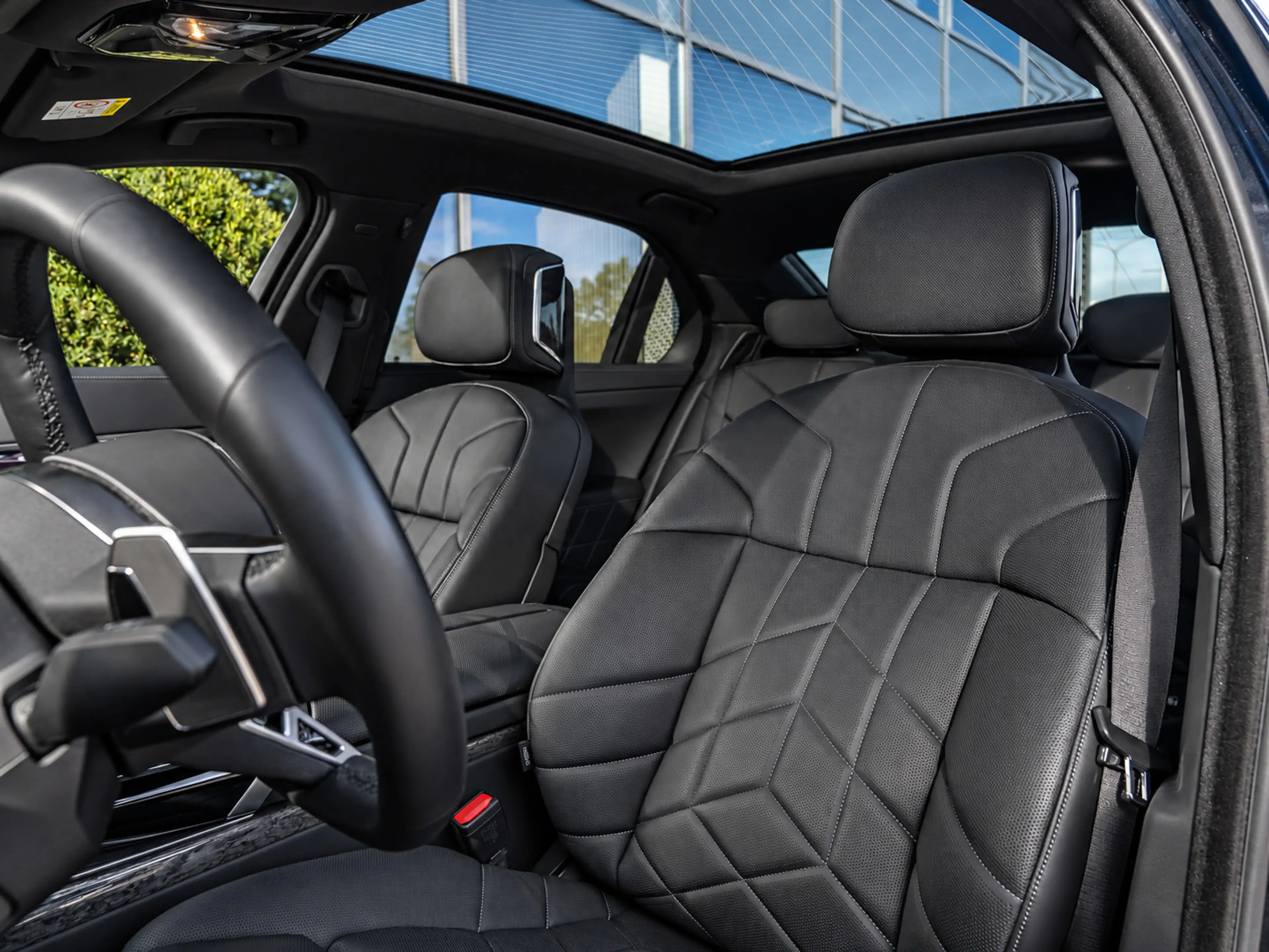 BMW 750 7-serie 750e XDrive|PANO|SKYLOUNGE|B&W|EL.DEUR|INC — photo 13