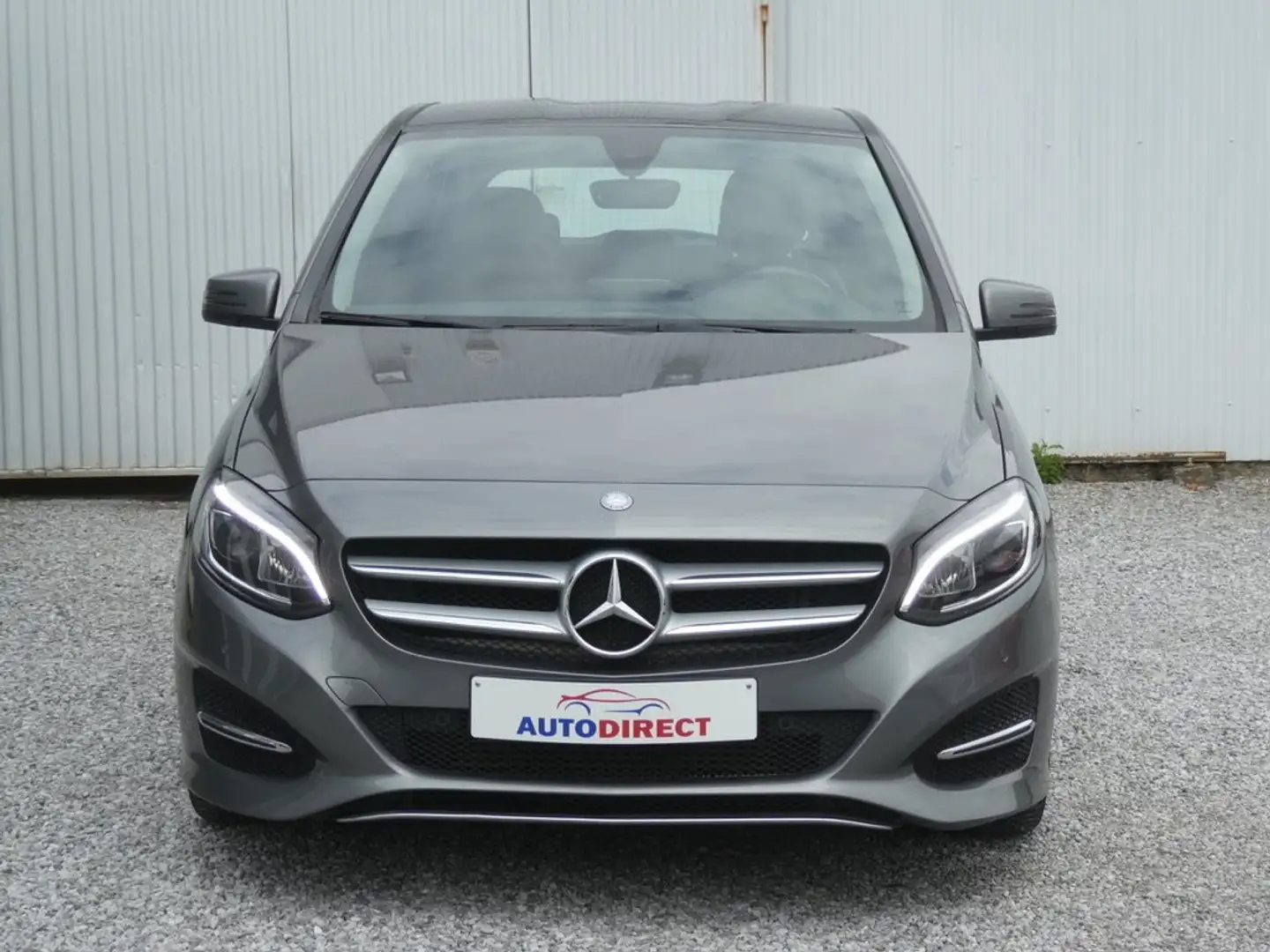 Mercedes-Benz B 220 4-Matic AUTOMMAT Cuir, Navi, Camera, PDC, Jantes Gris - 2