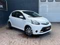 Toyota Aygo 1.0 BENZINE 2012 EURO 5 (MET GARANTIE) Blanc - thumbnail 3
