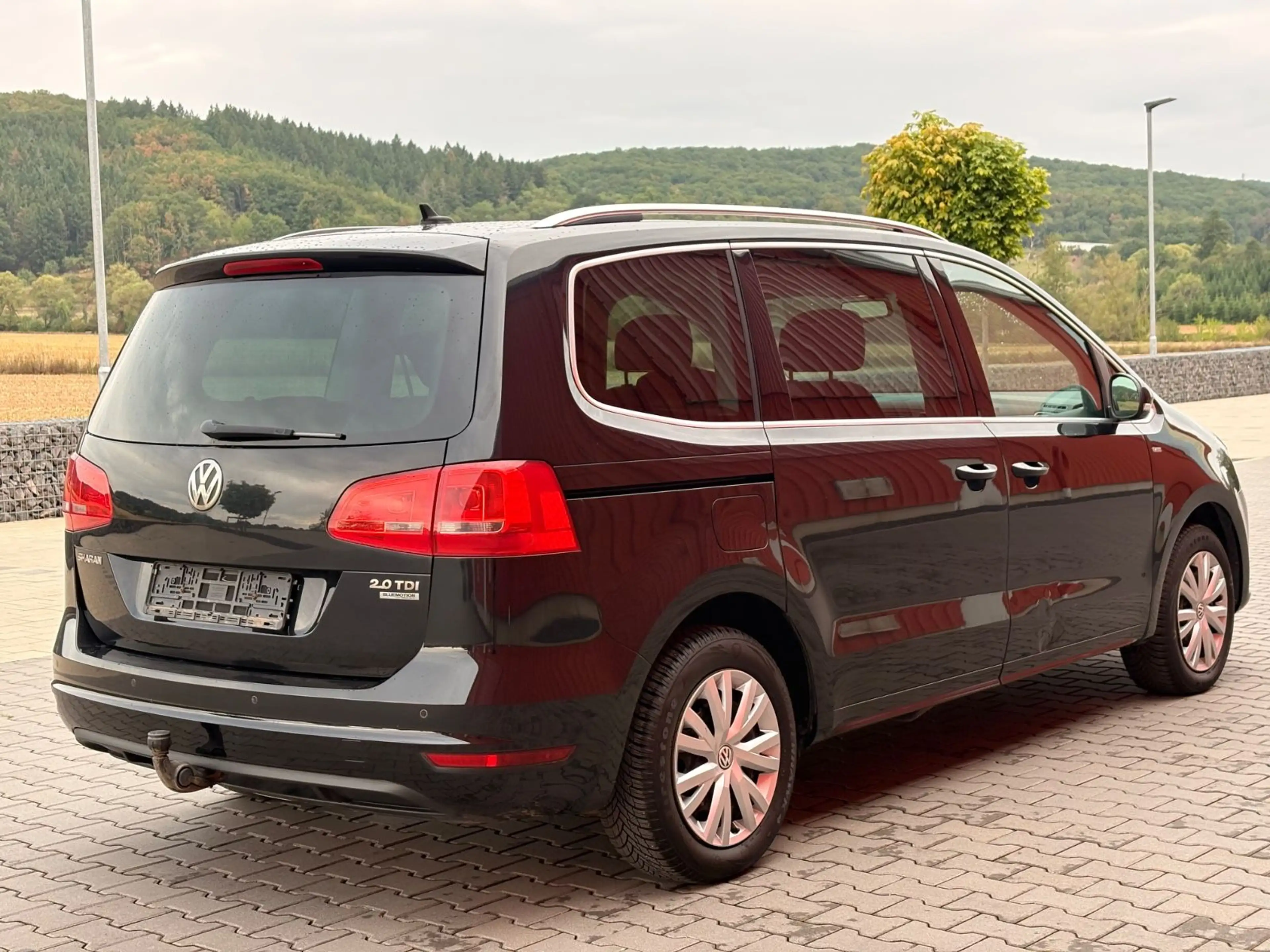 Volkswagen Sharan Match 2.0 TDI 7Sitzer TÜV-NEU Navi 1Hand Pano — photo 8