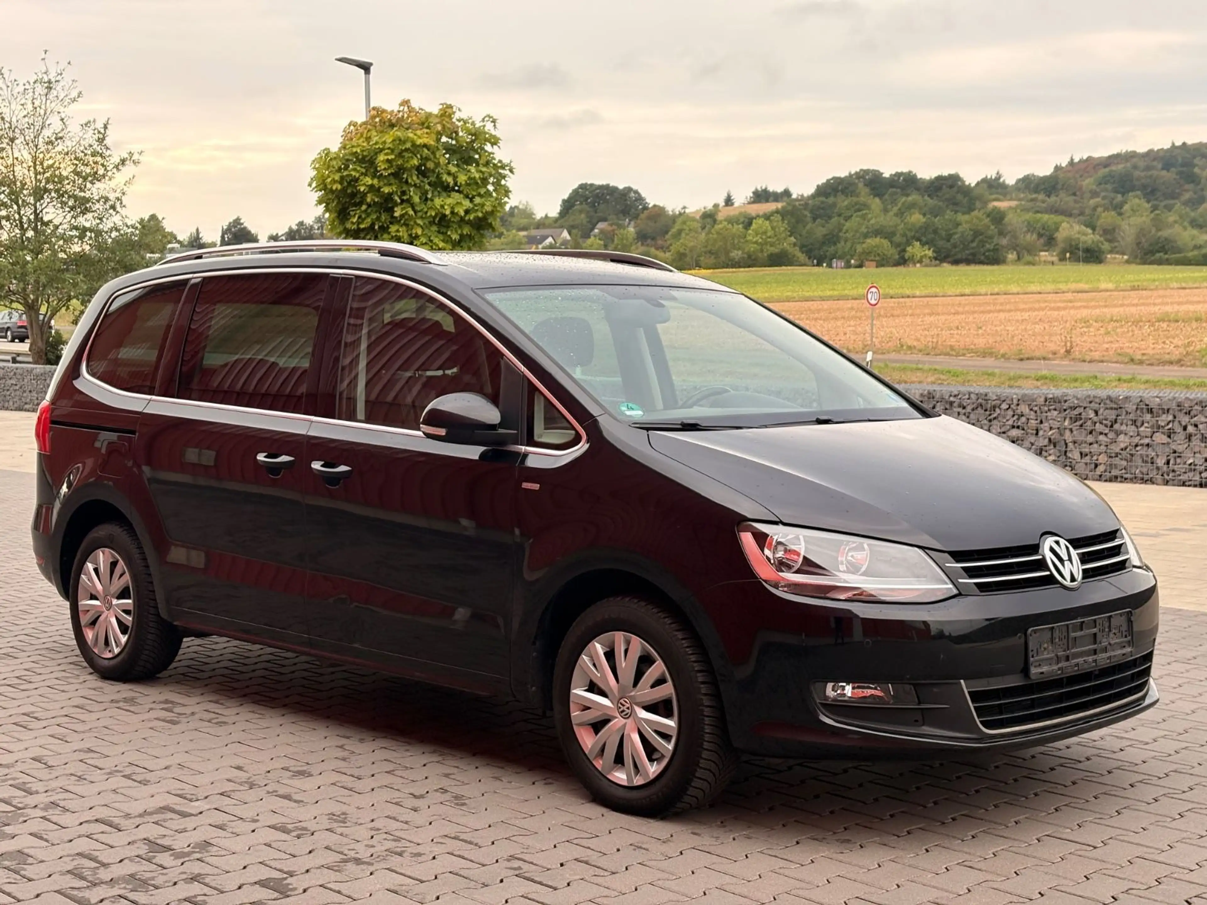 Volkswagen Sharan Match 2.0 TDI 7Sitzer TÜV-NEU Navi 1Hand Pano — photo 10