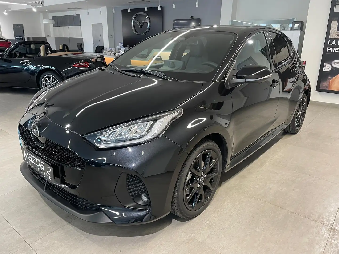 Mazda 2 1.5 ibrida 116cv. HOMURA PLUS DA IMMATRICOLARE Nero - 1