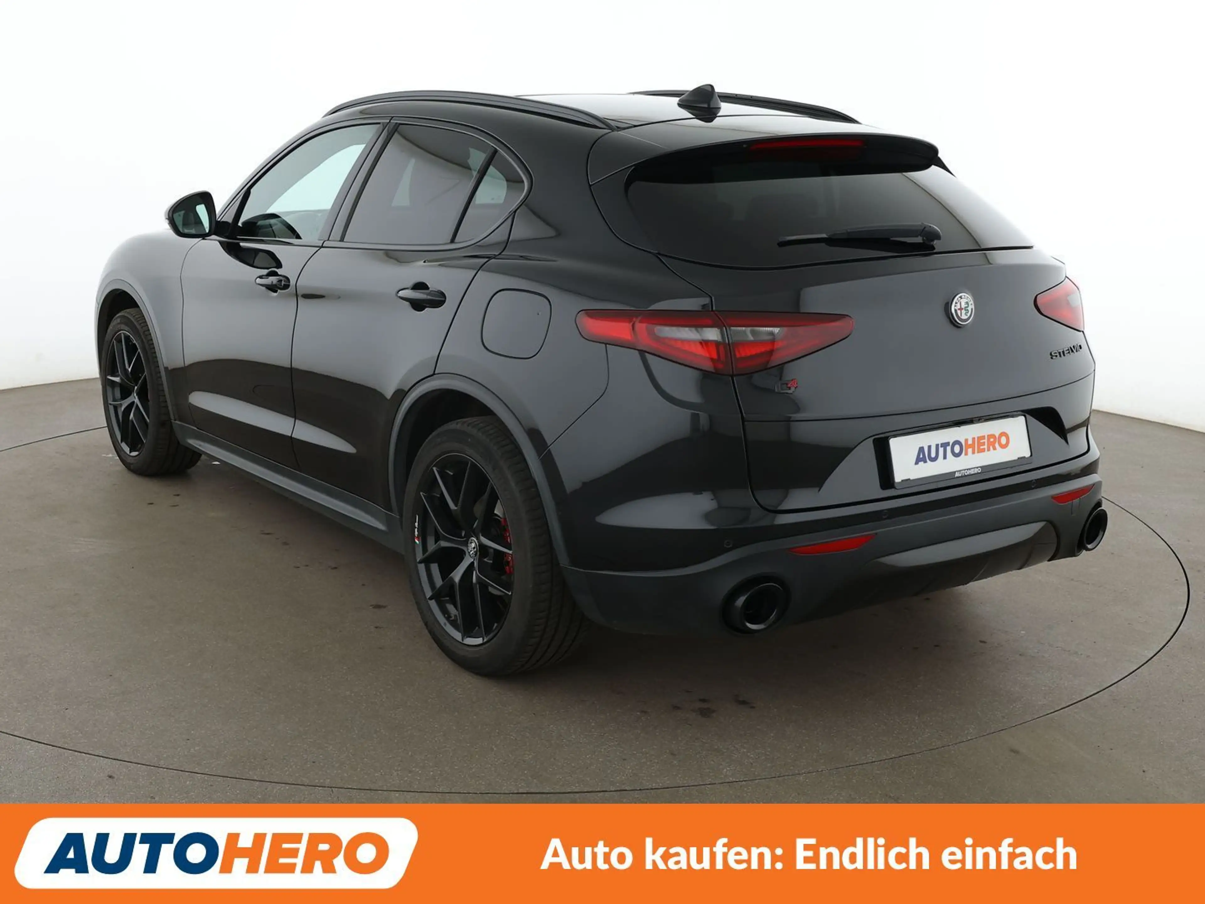 Alfa Romeo Stelvio 2.2 JTDM B-Tech Q4 Aut*NAVI*LED*ACC*CAM*PDC*SHZ* — photo 4