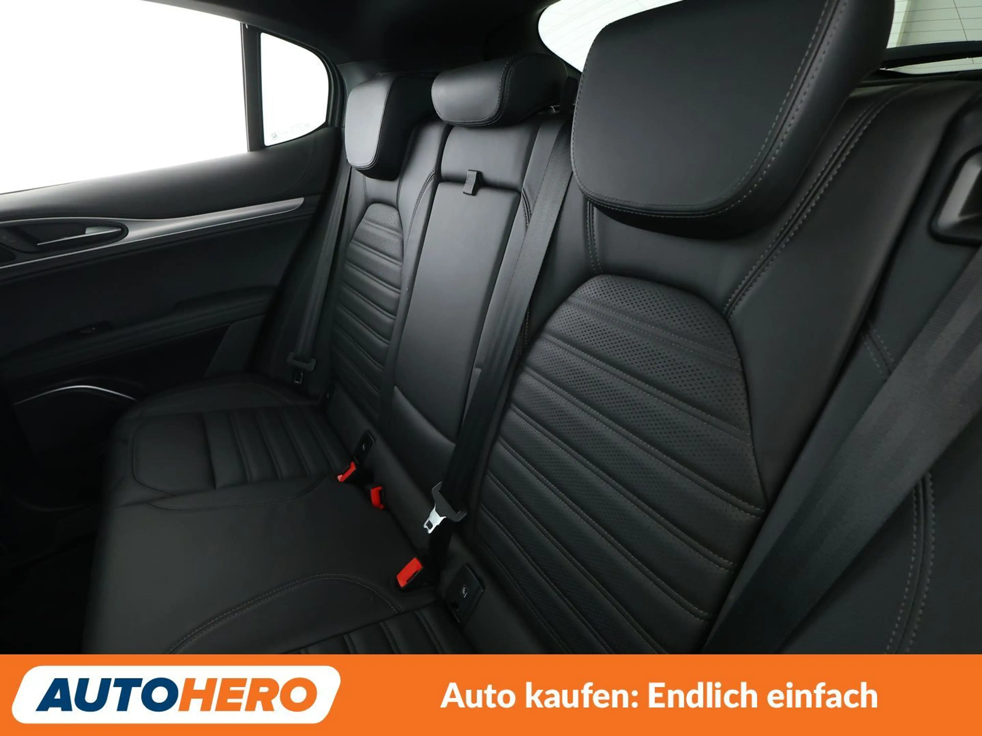 Alfa Romeo Stelvio 2.2 JTDM B-Tech Q4 Aut*NAVI*LED*ACC*CAM*PDC*SHZ* — photo 14