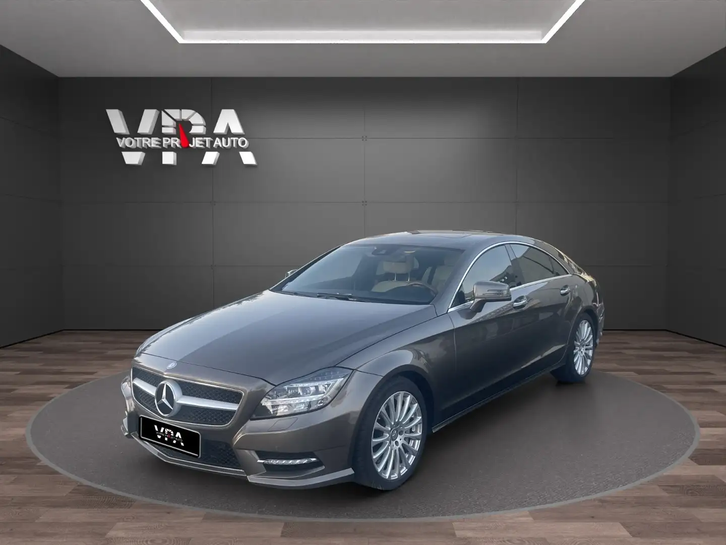 Mercedes-Benz CLS V8 4MATIC Brun - 1