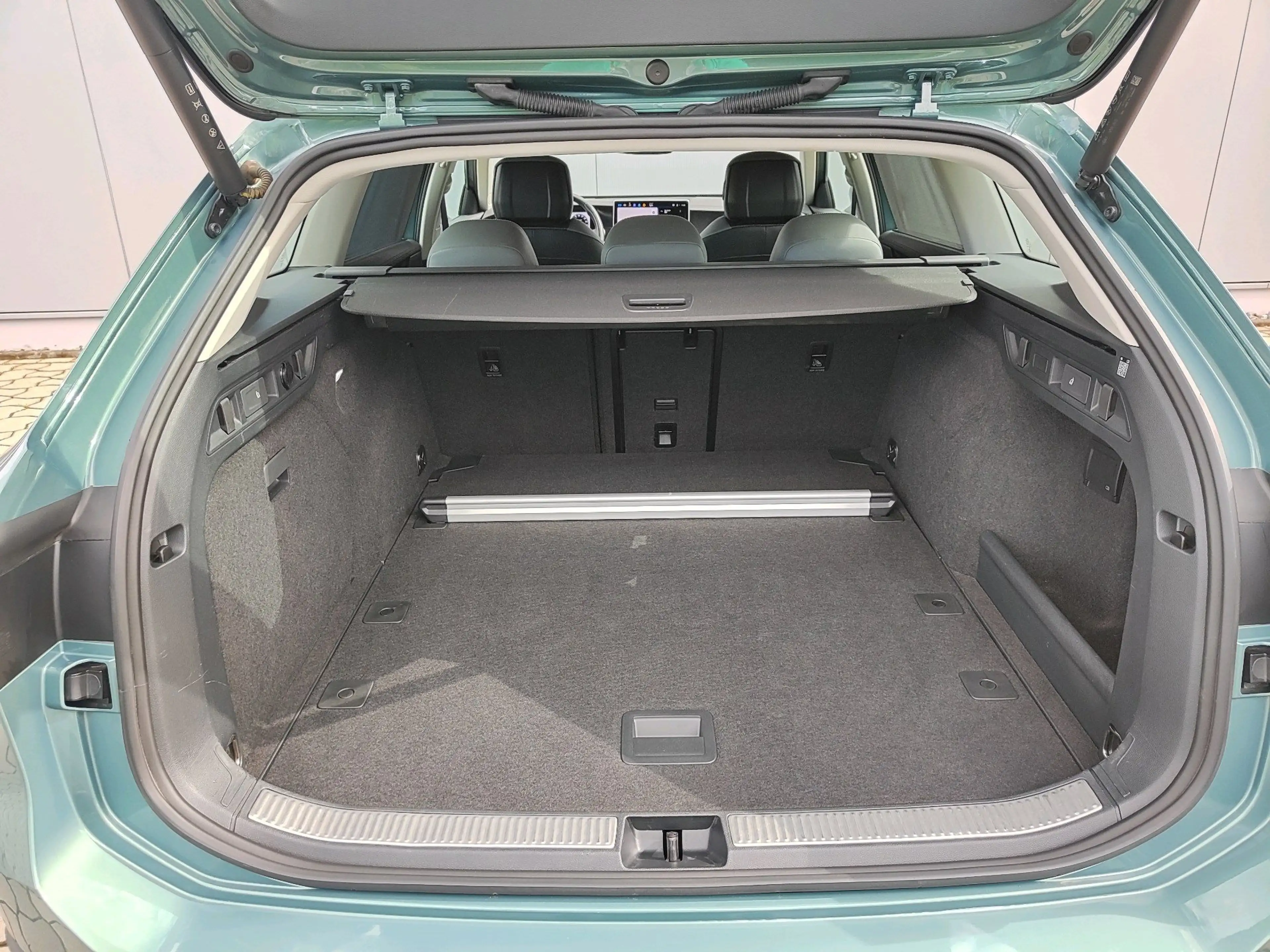 Volkswagen Passat Variant 1.5 eTSI Business *KAMERA*ACC* — photo 9