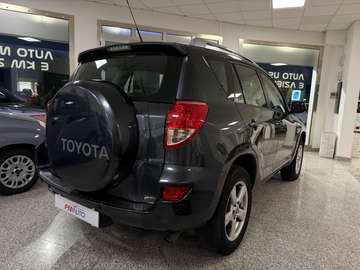 Rav4 III 2006 2.2 d-4d Luxury 136cv