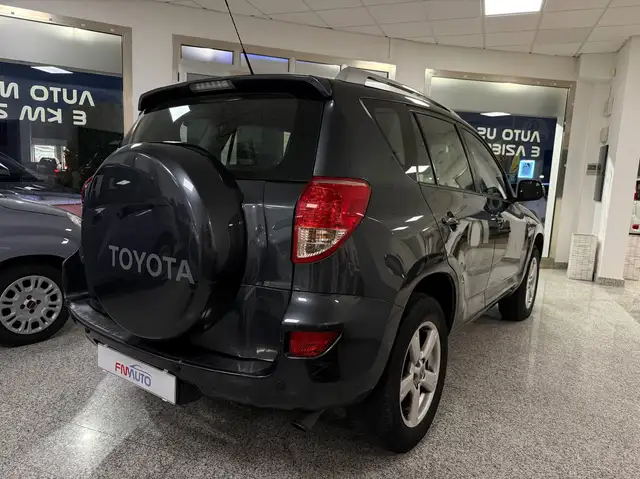 Toyota RAV4 Rav4 III 2006 2.2 d-4d Luxury 136cv