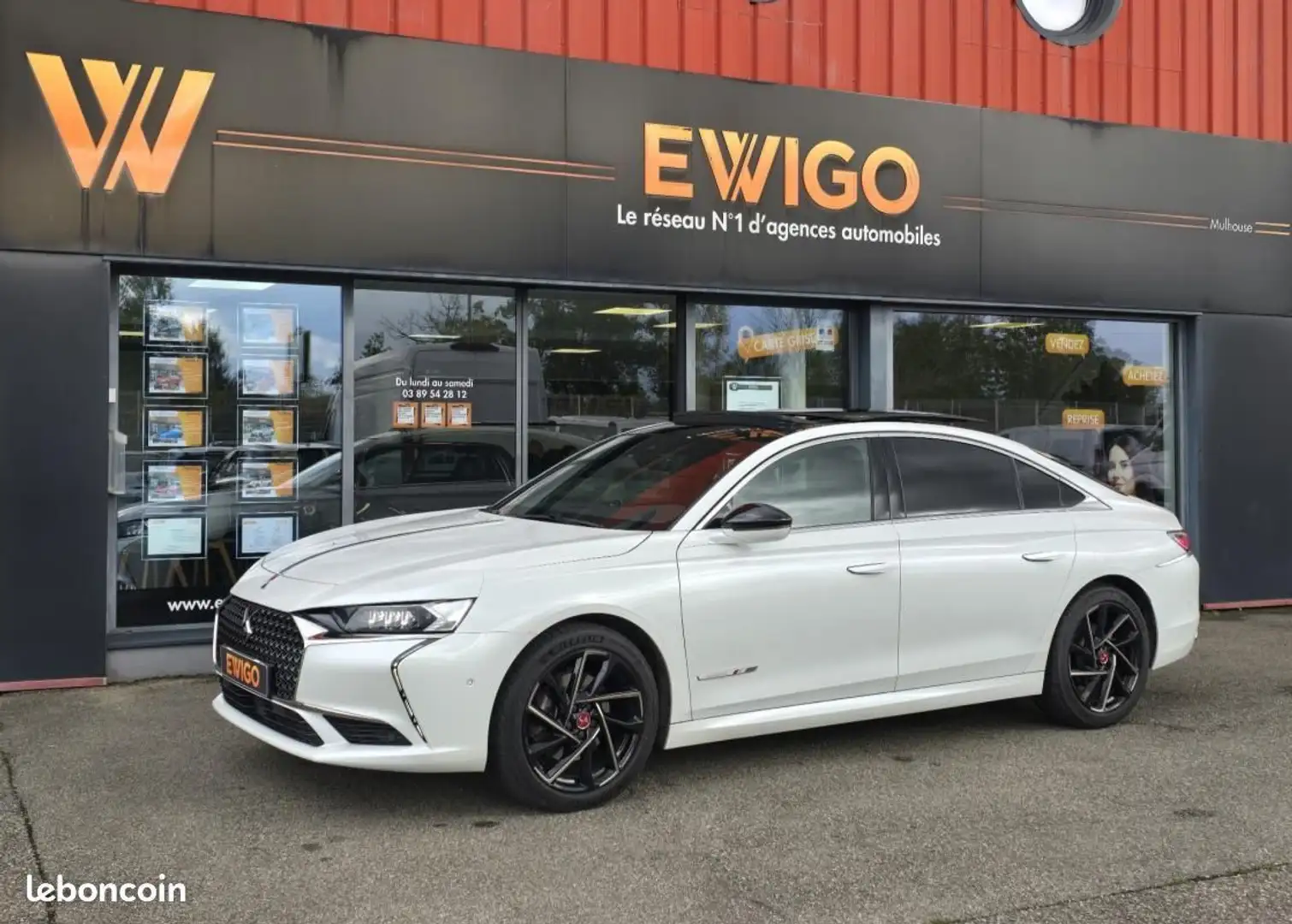 DS Automobiles DS 9 225 ch PERFORMANCE LINE %2B FOCAL-NIGHT VISION-IMM Bílá - 1