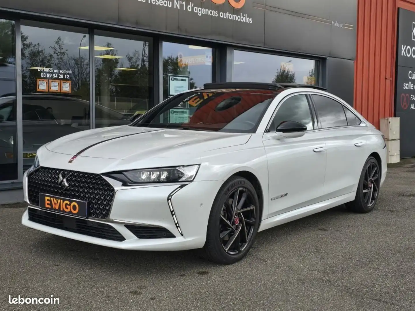 DS Automobiles DS 9 225 ch PERFORMANCE LINE %2B FOCAL-NIGHT VISION-IMM Bílá - 2