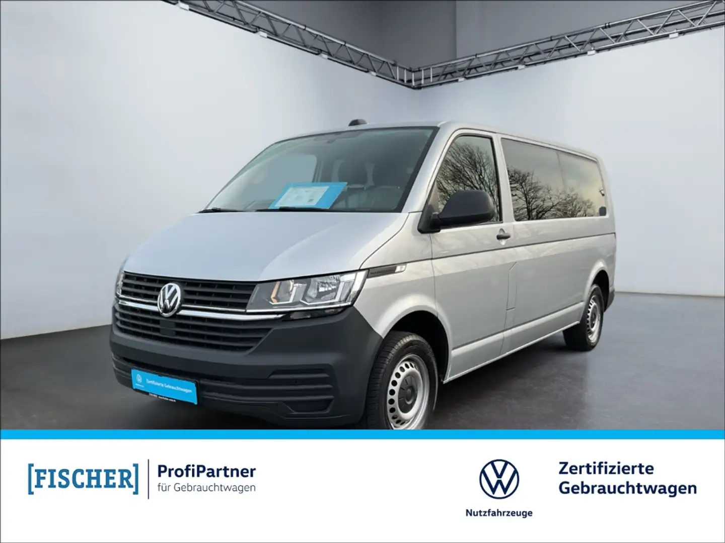 Volkswagen T6.1 Transporter Kombi lang 2.0TDI DSG LR Klima SHZ PDC Silber - 1