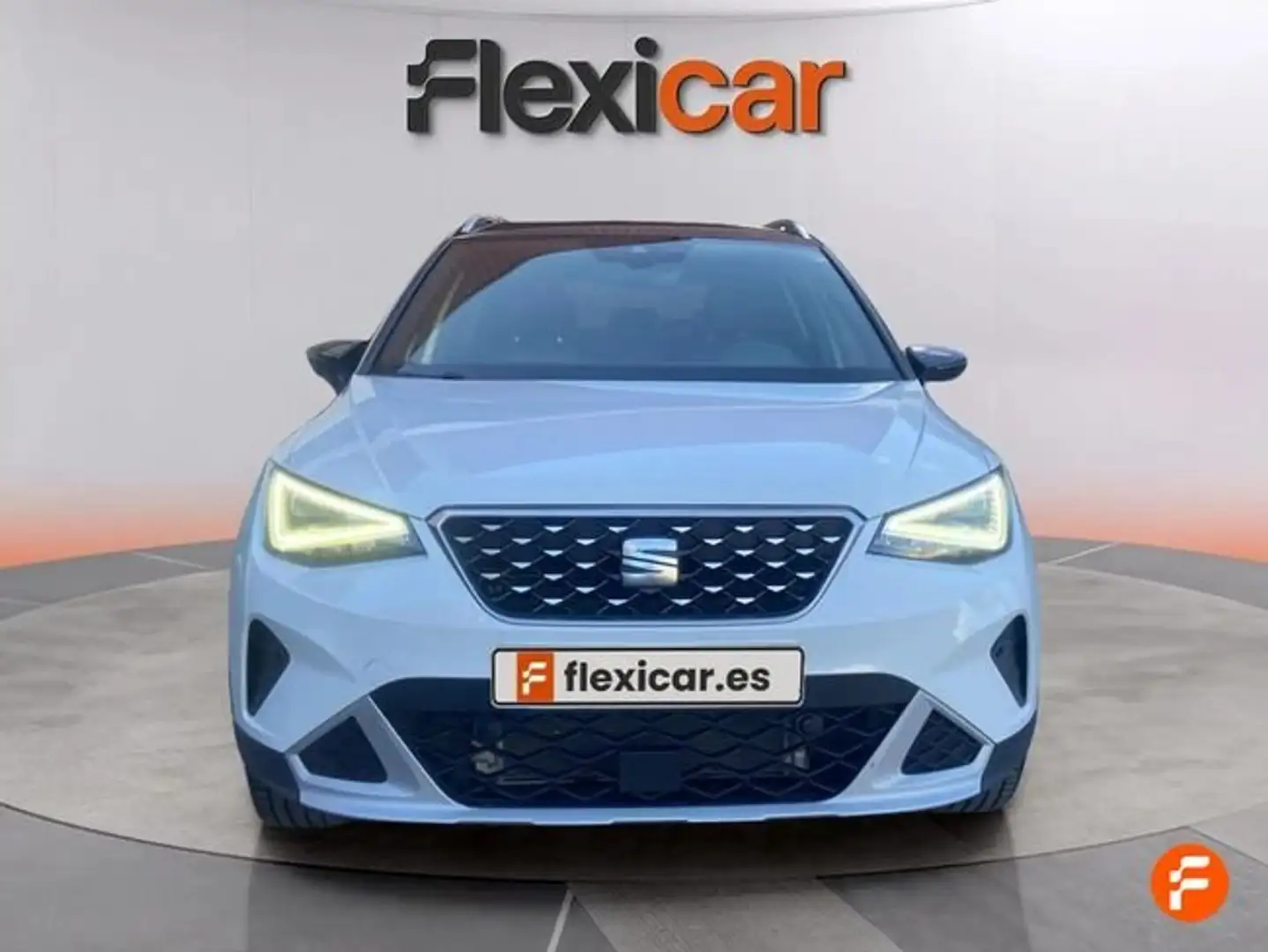 SEAT Arona 1.0 TGI S&S Xperience XS 90 Blanc - 2