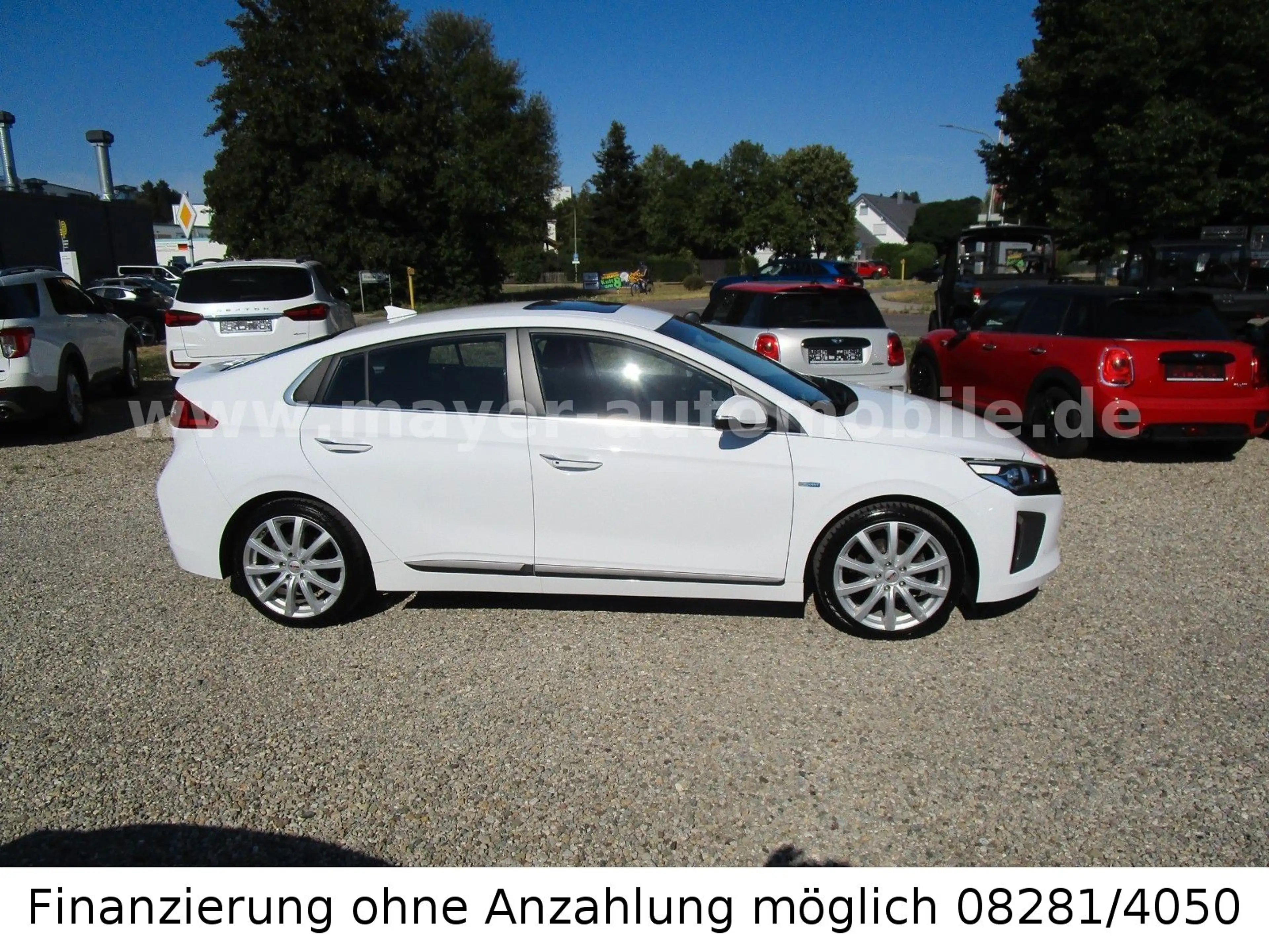 Hyundai IONIQ Premium Plug-In Hybrid*1.Hand*ACC*SD*VOLL* — photo 9