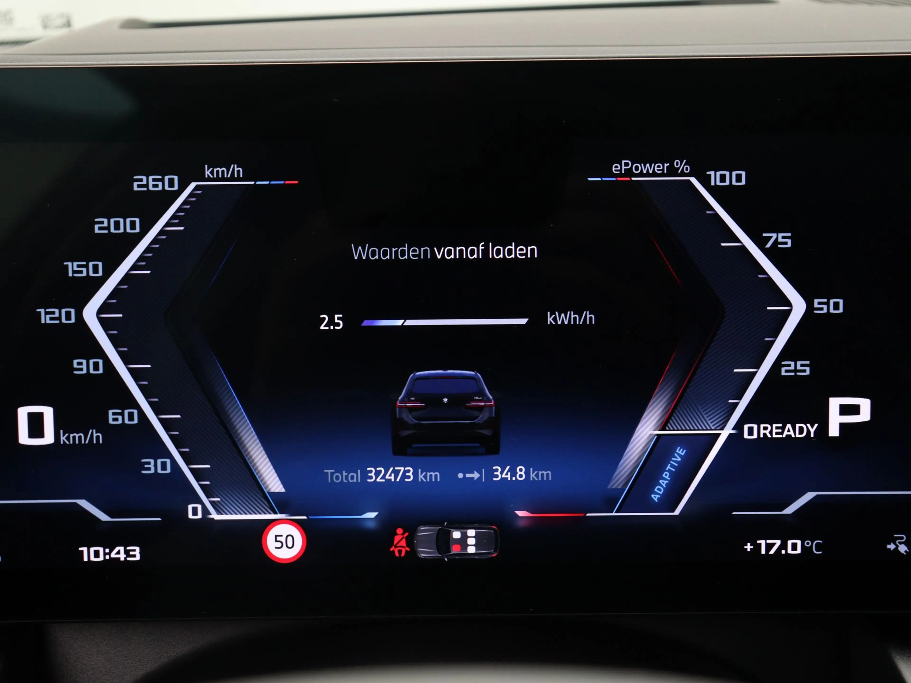 BMW i5 Touring M60 xDrive 84 kWh — photo 14