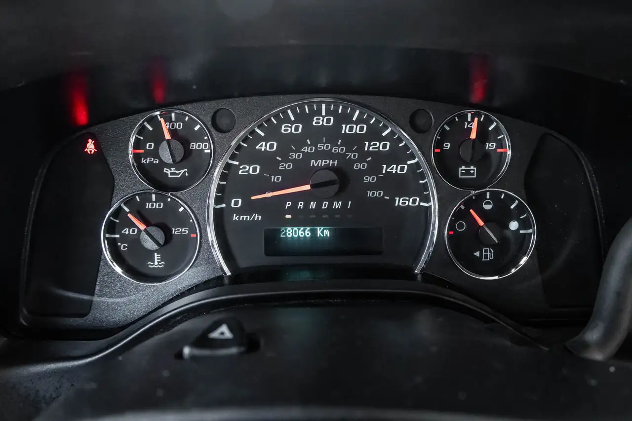 Chevrolet Express 2500 снимка Chevrolet Express 2500