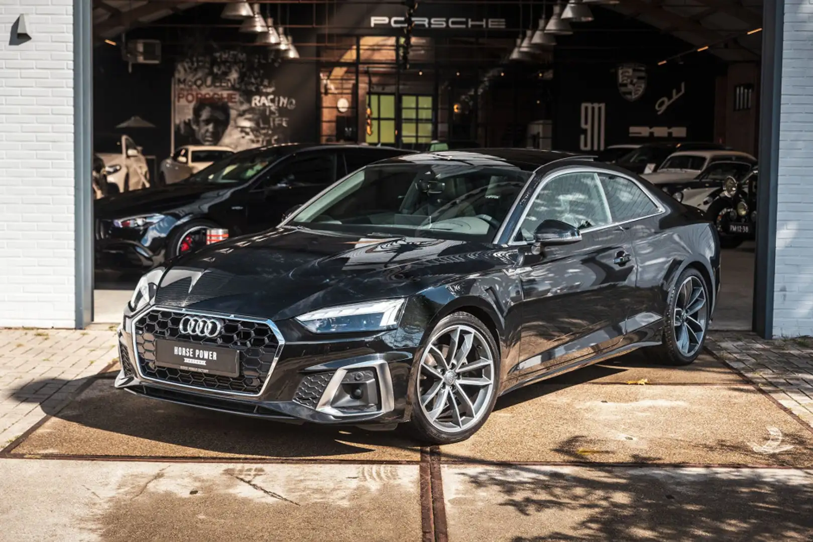 Audi Coupe 40 TFSI S line S tronic Pano LED Černá - 1