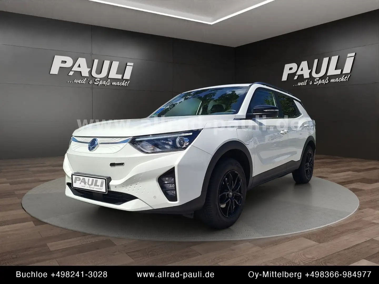 SsangYong Korando e-motion Platinum | Vollelektro Weiß - 1