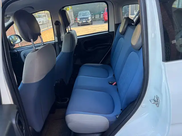 Fiat Panda view 8