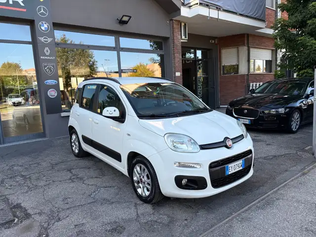 Fiat Panda view 3