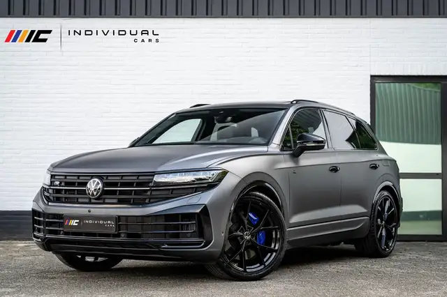 Volkswagen Touareg 3.0 TSI eHybrid R 4M Puglia MATLAK DynAudio